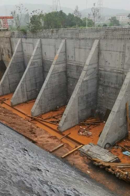 临汾安泽县锚杆式挡土墙